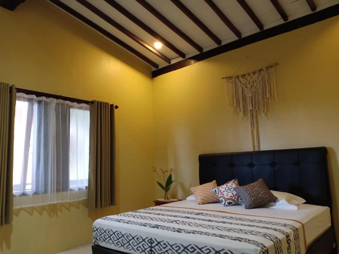 Bata Merah Homestay Banyuwangi  Exterior photo