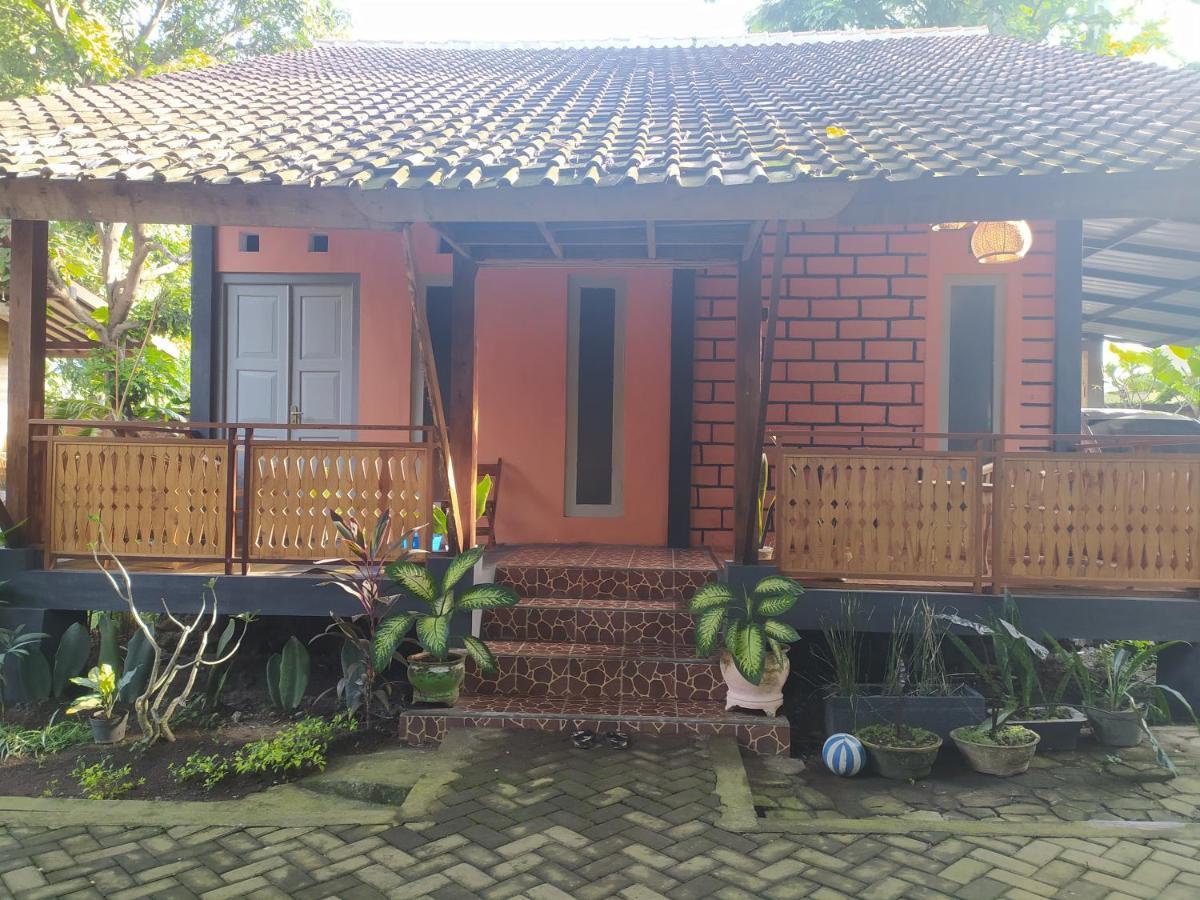 Bata Merah Homestay Banyuwangi  Exterior photo