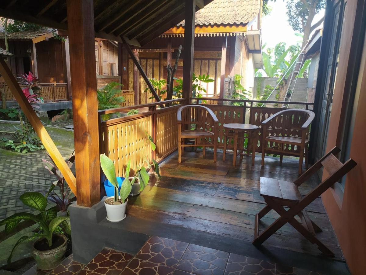 Bata Merah Homestay Banyuwangi  Exterior photo