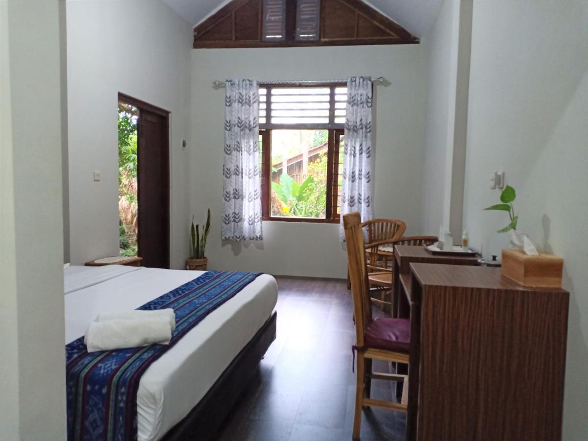 Bata Merah Homestay Banyuwangi  Exterior photo